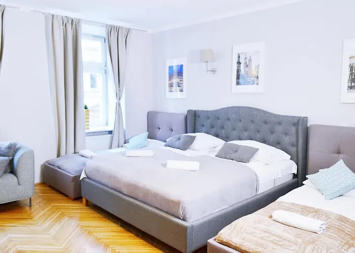 21 Florianska Street Ξενοδοχείο με διαμερίσματα Krasków