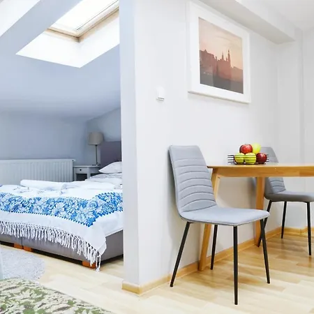 Aparthotel 21 Florianska Street 4*