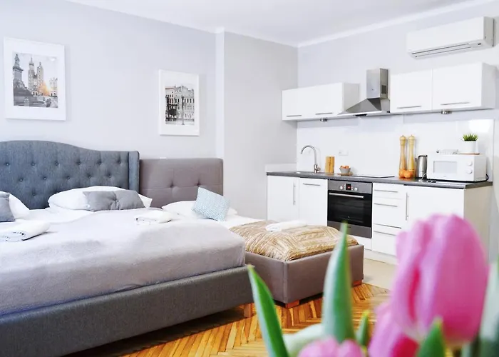 21 Floriańska Street Hotel apartamentowy