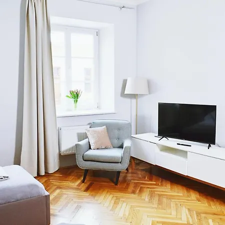 21 Florianska Street 4*